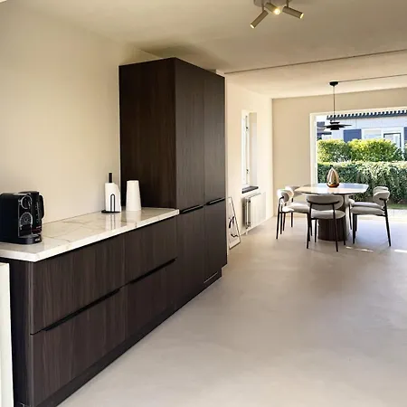 Charmante Vakantiewoning Aan Zee * 우도르프