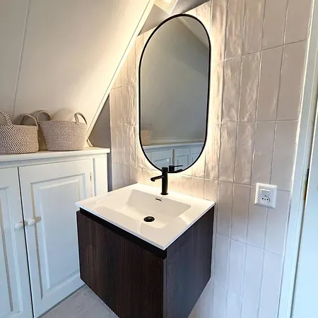 Charmante Vakantiewoning Aan Zee