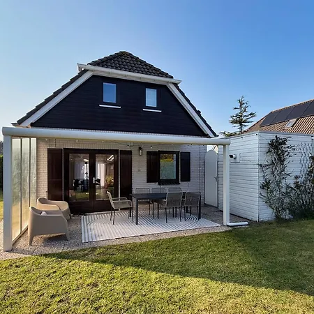 Charmante Vakantiewoning Aan Zee Дом отдыха Ауддорп