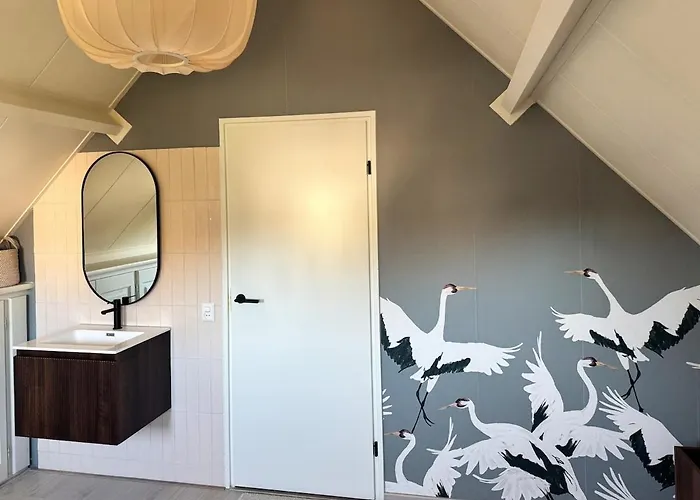 Charmante Vakantiewoning Aan Zee Casa de Férias *