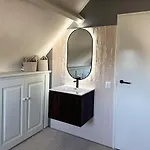 Charmante Vakantiewoning Aan Zee Ouddorp
